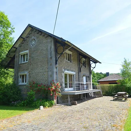 Modern Holiday In Yvoir With Garden